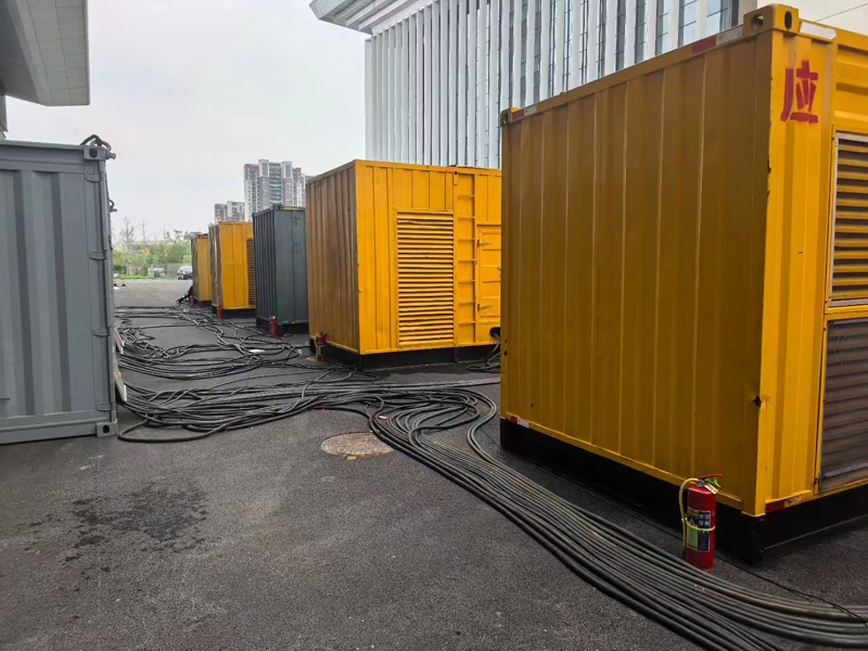 云梦不同季节柴油发电机组保养有哪些注意事项？