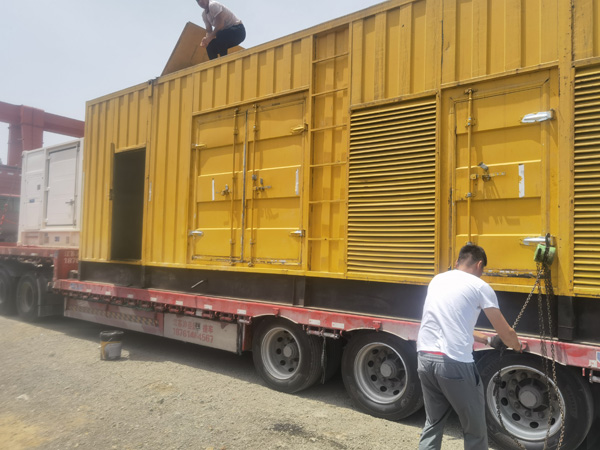 云梦发电机出租100KW发电机需要什么规格的电缆线？