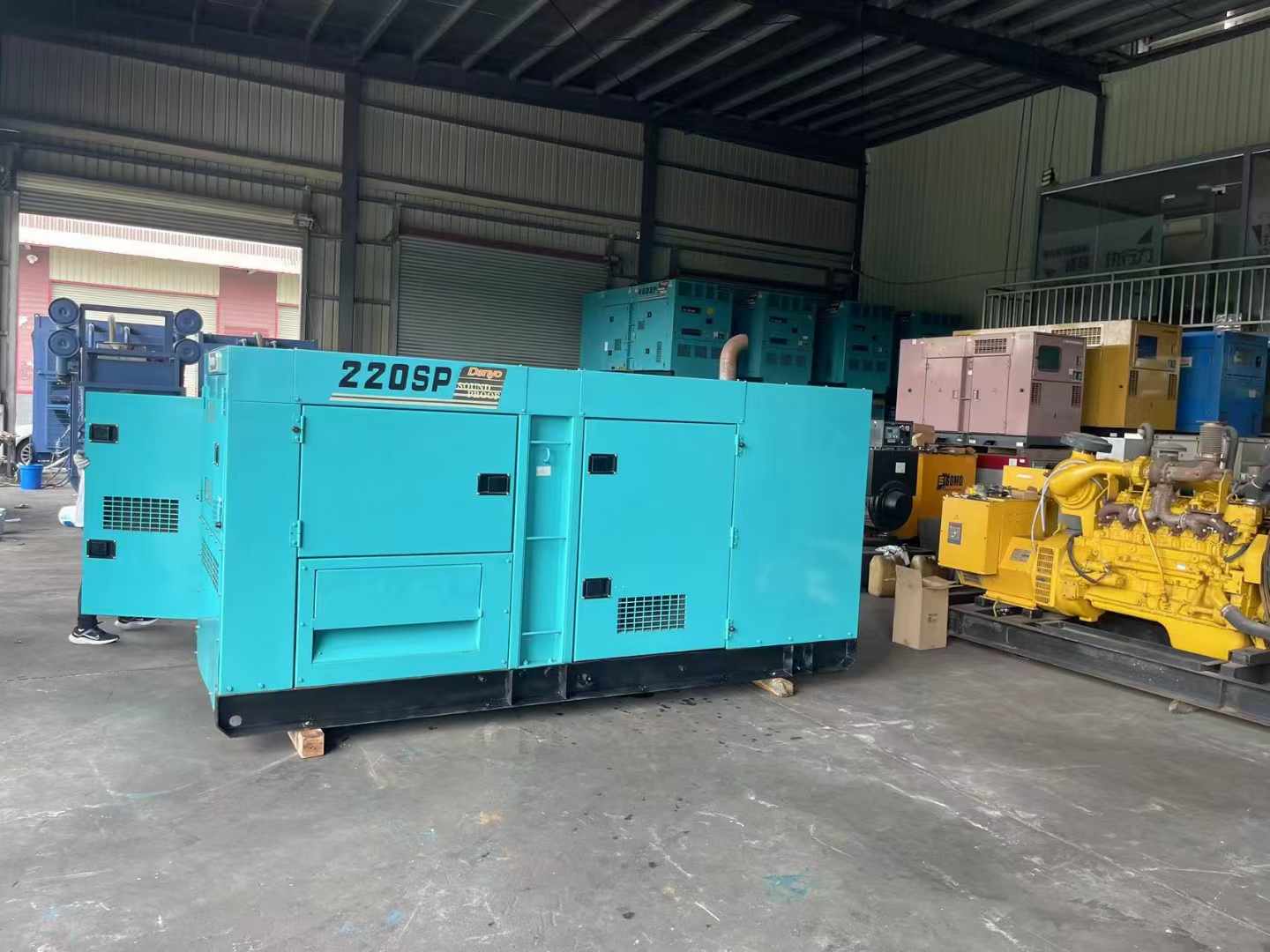 云梦800kW 柴油发电机的输出电流波动范围是多少？