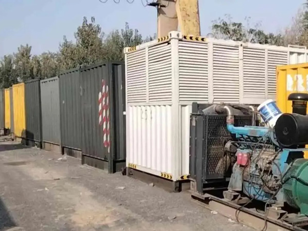 云梦200KW柴油发电机机组每小时油耗是多少？